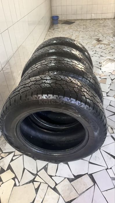 Резина A/T R18 4 болона