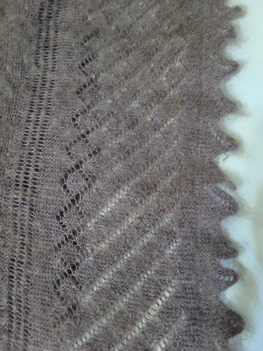 Продаётся пуховый платок, шаль российская.