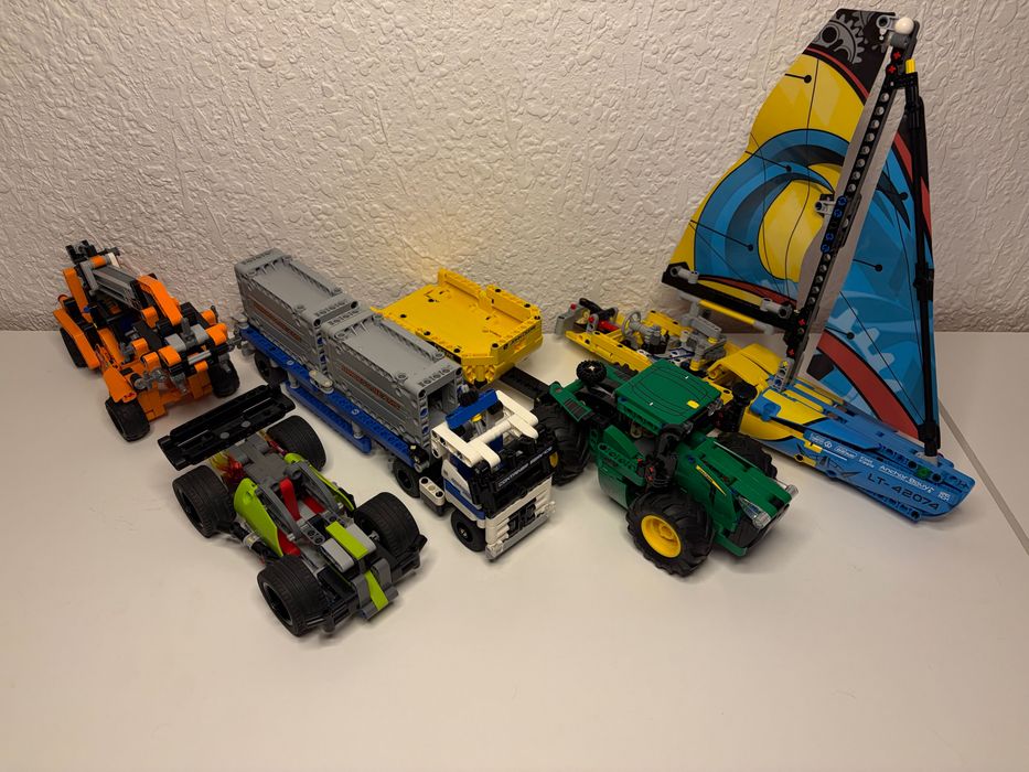 LEGO Technic Лот / Комплект (42136, 42062, 42074, 42072)