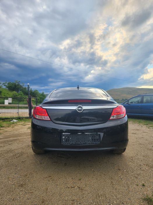 Opel Insignia A limuzina 2013
