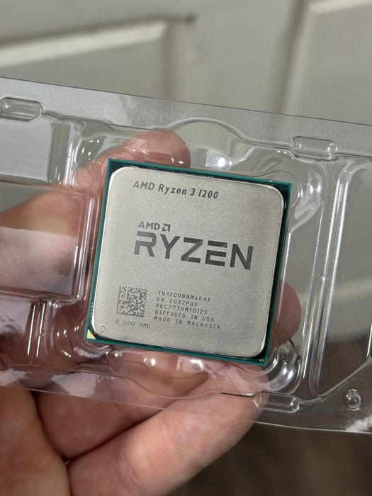 Procesor AMD Ryzen 3 1200