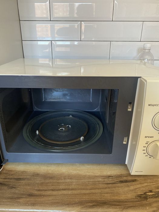Микроволновка LG