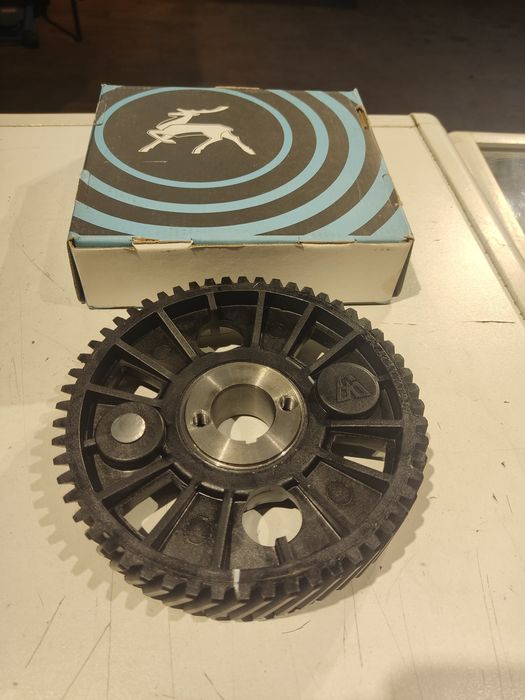 Шестерня распредвала  для двигателей 4216.   И  274 эвотек Газель