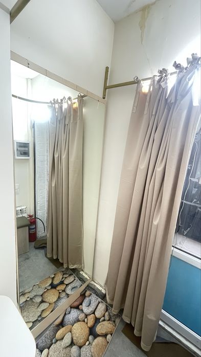 Продам оборудования ателье зерколо швейное машинка