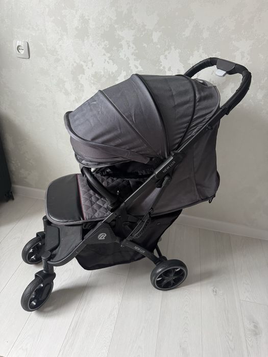 Продам прогулочную коляску