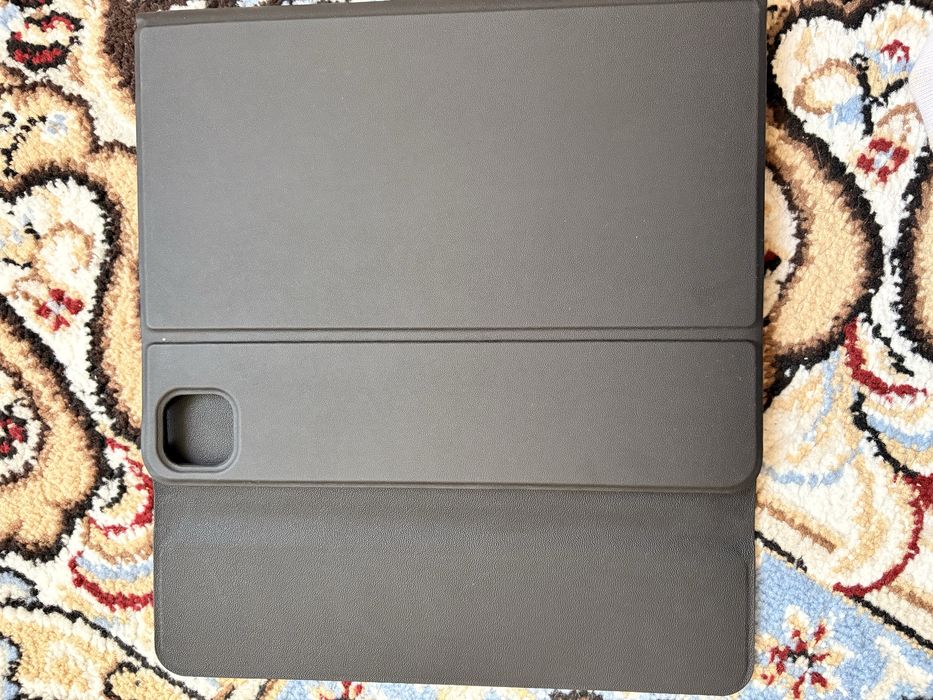 Айпад про  чехол