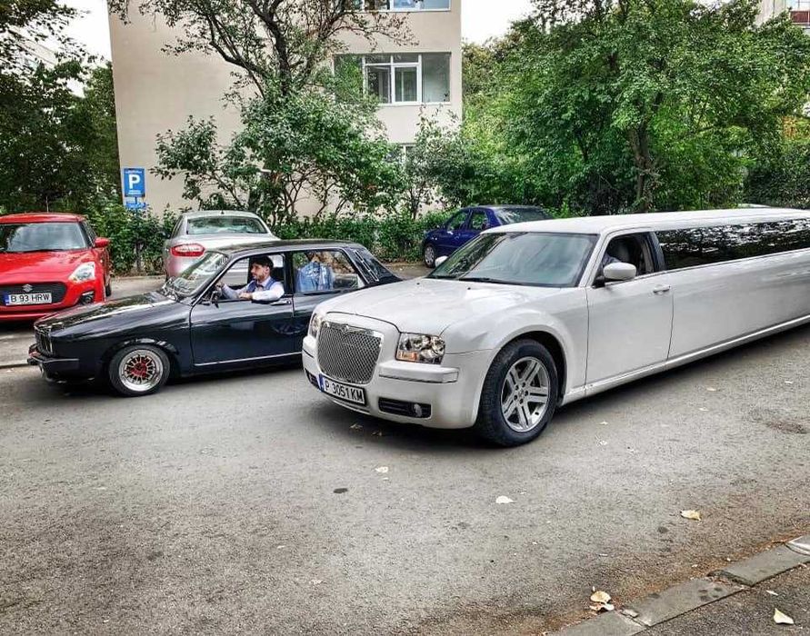 Limuzine de inchiriat / inchiriere limuzina nunta /masina decapotabila
