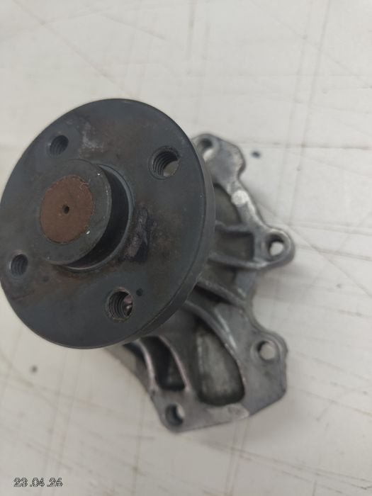 Помпа Estima 2az-fe