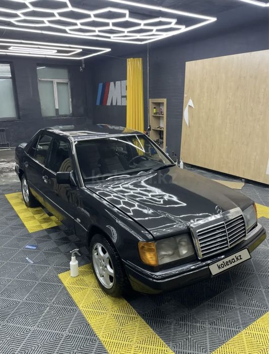 Продам Mercedes-Benz 124