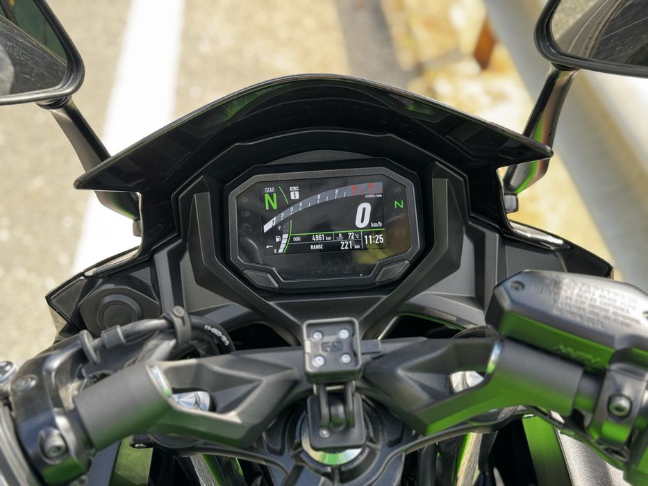 Kawasaki Ninja 650 KRT Akrapovic