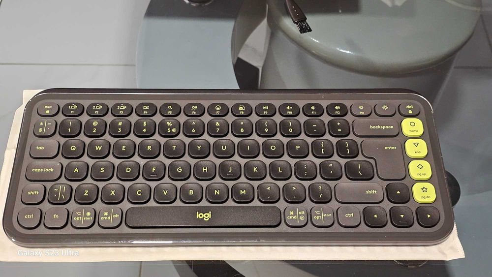 Безжична клавиатура Logitech POP ICON KEYS