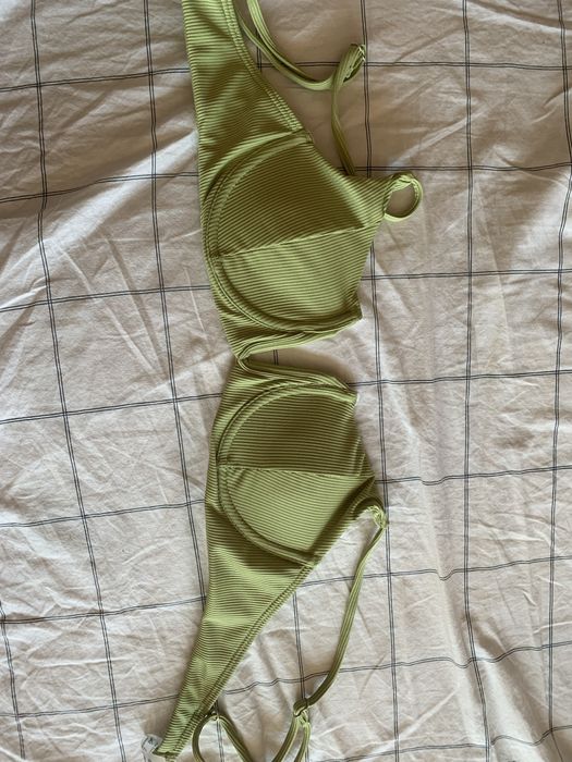 Зелен бански