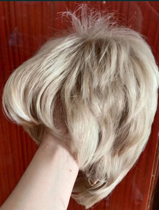 Женский парик. Недорого