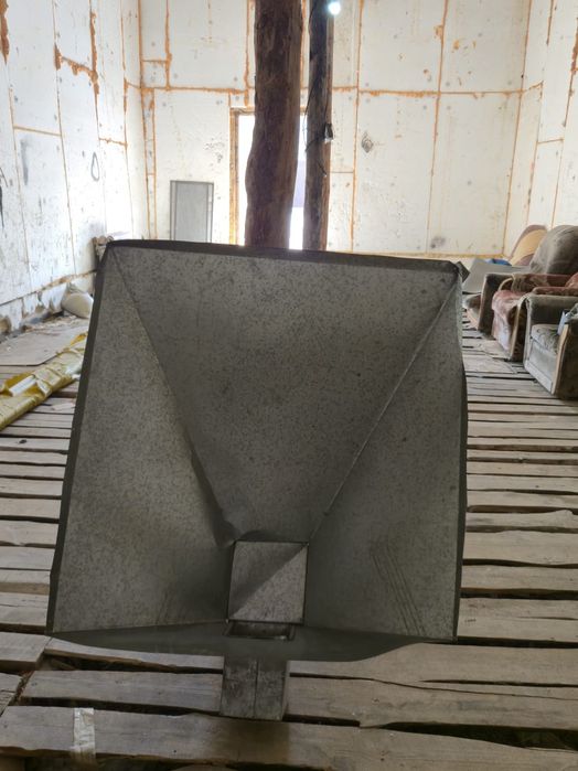 Продам вытяжку бу