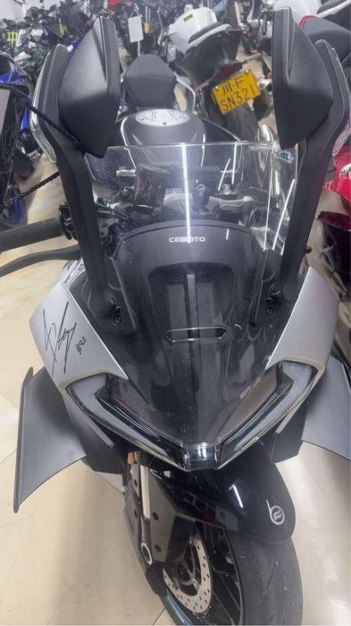 Cf moto 675sr-r продаю 6800 чиланзар  звонить торг уместе