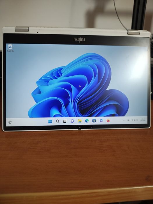 Fujitsu 9313X 32GB DDR5/i5-1350P/Touch/512GB ssd