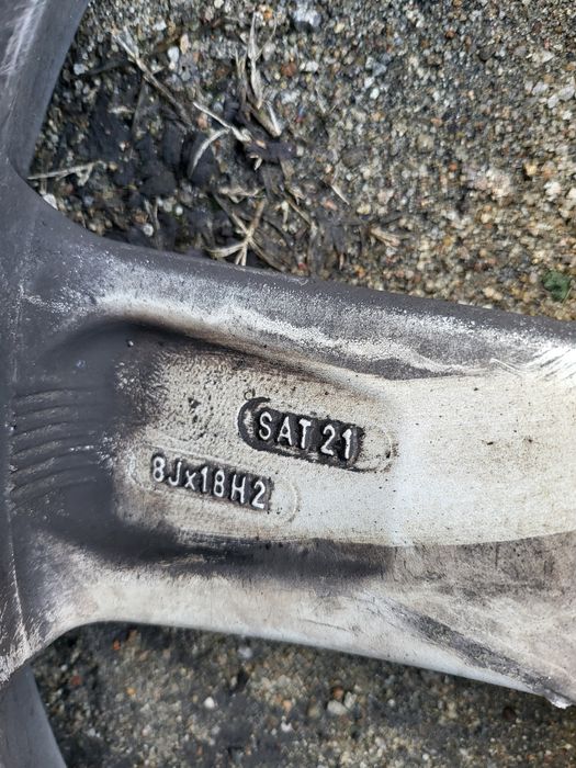 Джанти със зимни гуми мишелин 18 цола  спорт пакет 5х112 централен отв