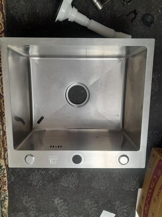 Продам кухонная  мойка