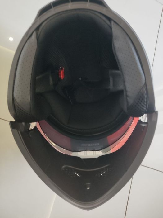 Skuter va motosikllar uchun led chiroqli kaska