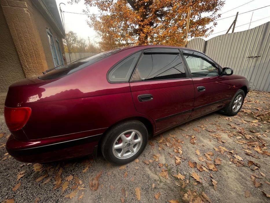 Toyota Carina E.