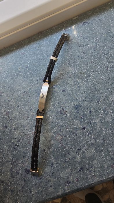 Bratara de piele cu elemente de otel inoxidabil, Negru, Argintiu