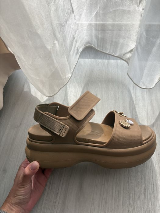 Чисто нови женски сандали CROCS 39-40