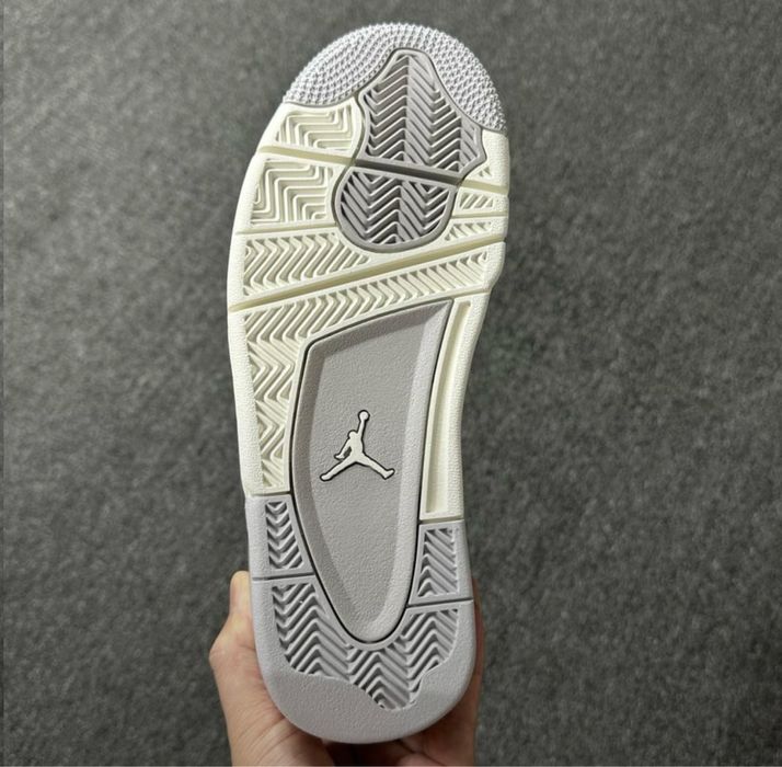 Jordan 4  “Frozen Moments”