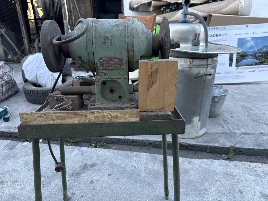 Станок токарный.      .