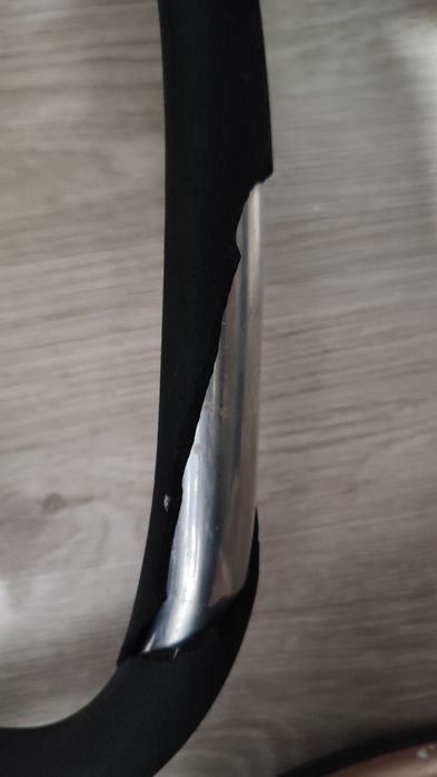 Продается фирменная коляска