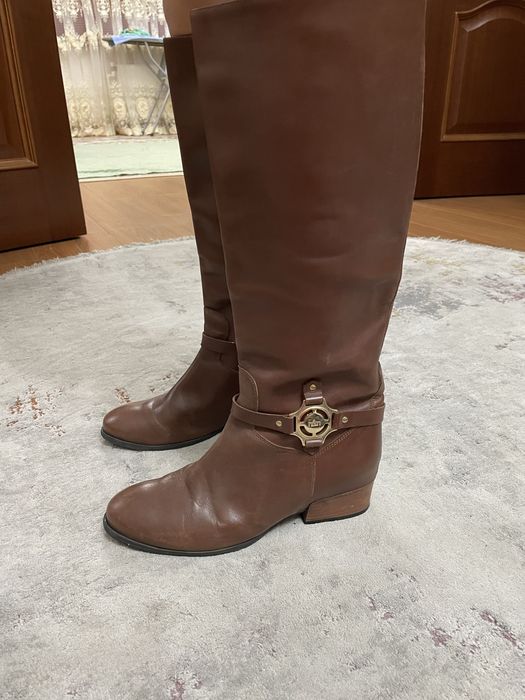 Сароги Италия