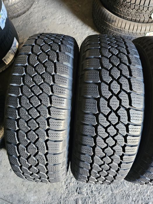 4 anvelope iarna 185 65 15 Dunlop 7mm
