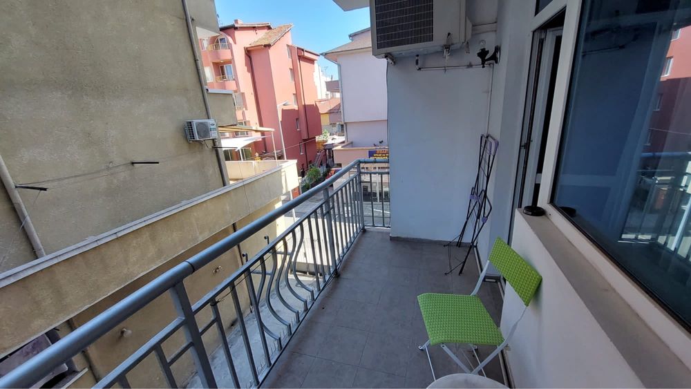 За лято, Студио под наем в центьра на град Несебър