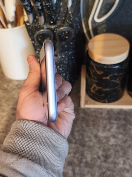 Айфон Iphone 11 .