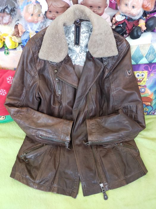 Продам  кожа нат.,курточку косуху из натуральной кожи.