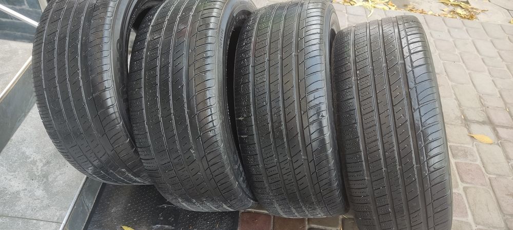 Балон Кумхо размер 17/4 шт 235*55