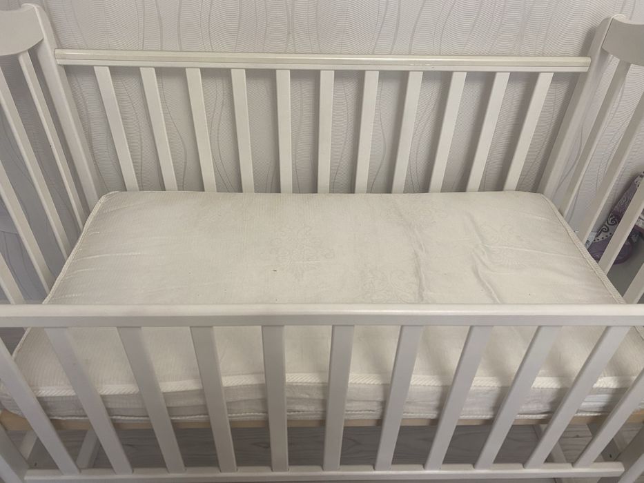 Продам детскую кроватку