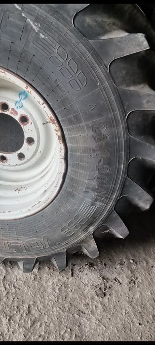 Продам шину с диском VOLTYRE 23,1-26