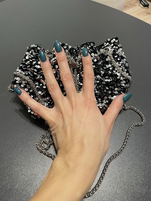 Малка парти чанта