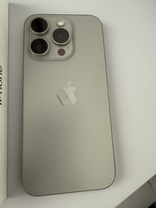 Iphone 15 pro 128 gbp