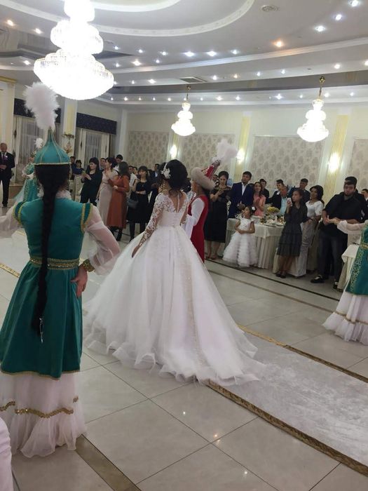 Свадебное платье