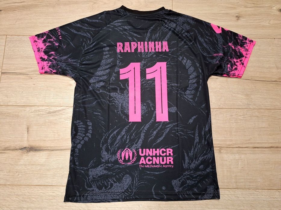 Флуоресцентна футболна фланелка на Барселона #Рафиня#11!