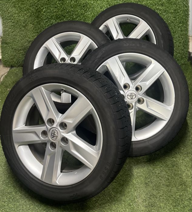 Диски титановые с шинами 215/55 R17 5x114.3 Toyota Camry