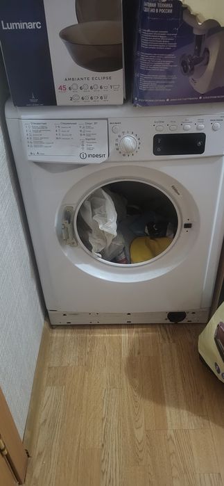 Стиральная машинка Indesit