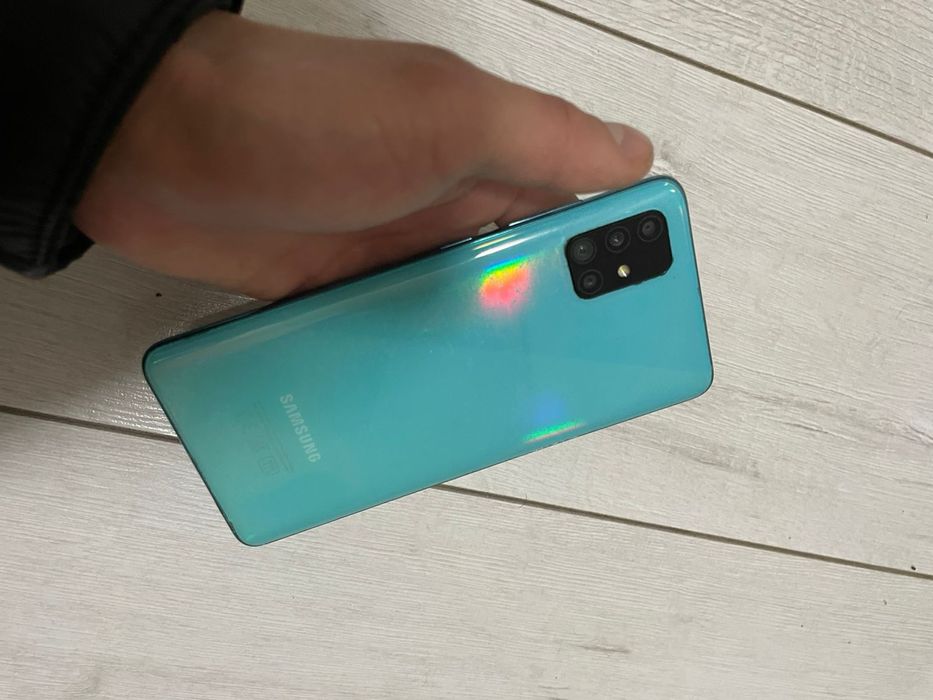 Продам Samsung Galaxy A51