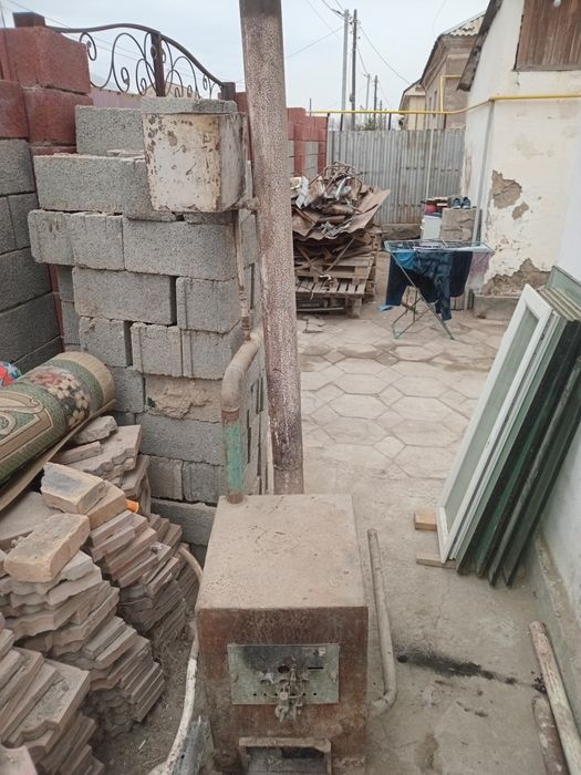 Печка и трубы продам.