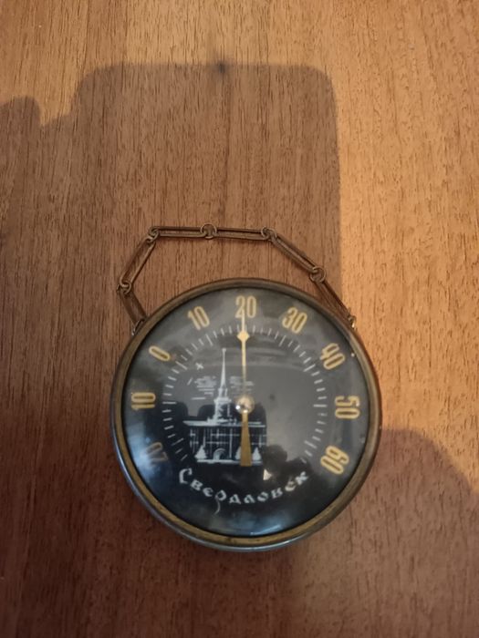 Продам советский градусник