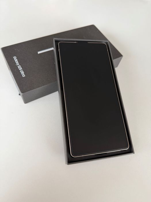 Samsung Galaxy s25 ultra