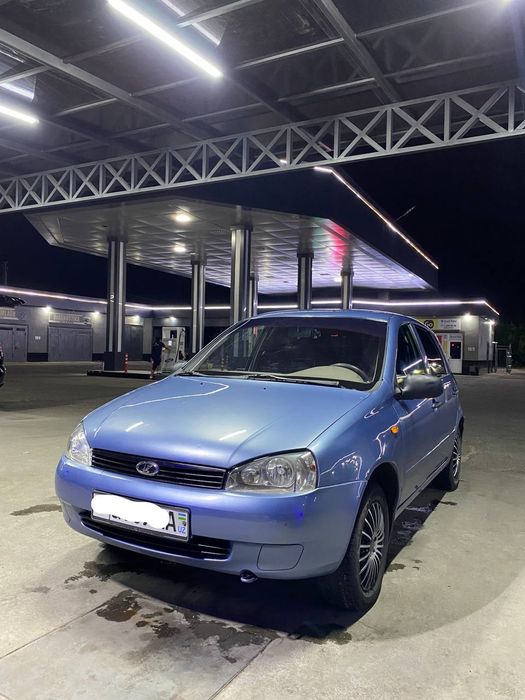 Lada kalina sotiladi