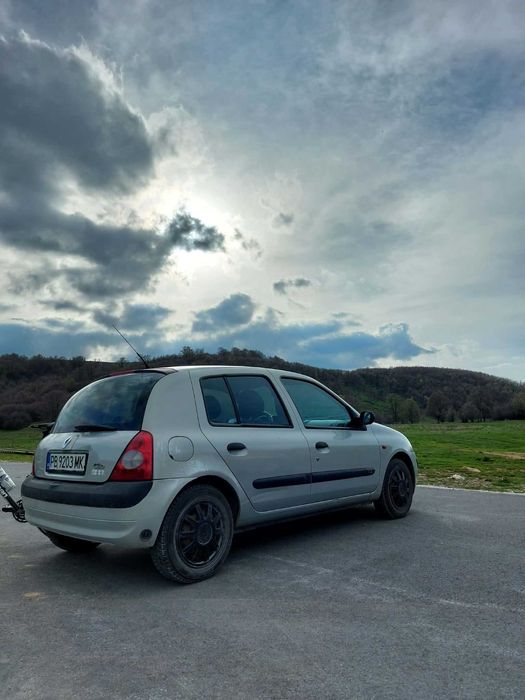 Renault Clio 1.2 на части
