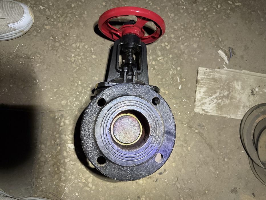 Задвижки чугунные (30чббР) Ру-10